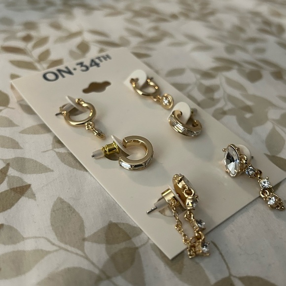 ON 34th Gold and White Earrings Set - Picture 3 of 5